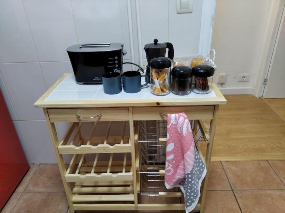 Acogedor, Con Garaje, Centrico. Apartment Виго Екстериор снимка