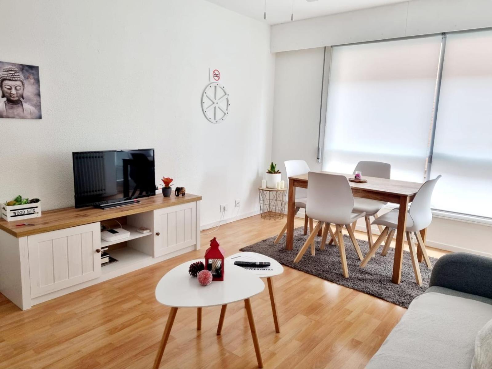 Acogedor, Con Garaje, Centrico. Apartment Виго Екстериор снимка